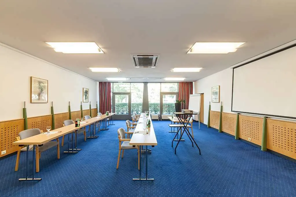 Novum Hotel Kavalier Wien 0*, فيينا